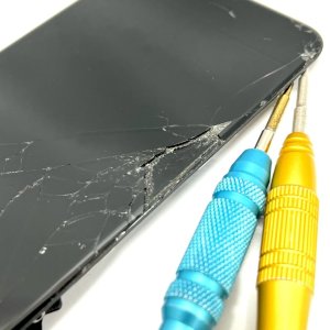 iPhoneSE3 液晶交換修理