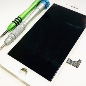 iPhone8 液晶交換修理
