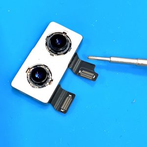 iPhoneXS アウトカメラ交換