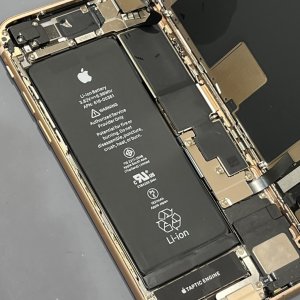iPhone8　バッテリー交換