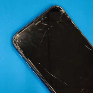 iPhone11 液晶交換