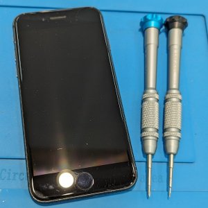 iPhone8 水没修理