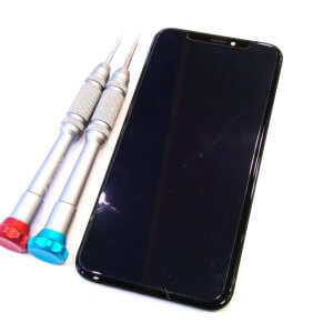 iPhoneXS フロントパネル交換