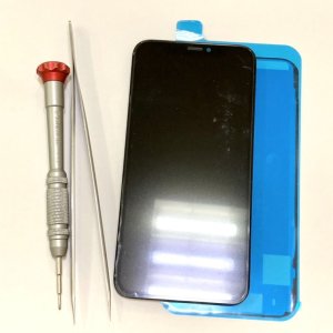 iPhoneXS フロントパネル交換
