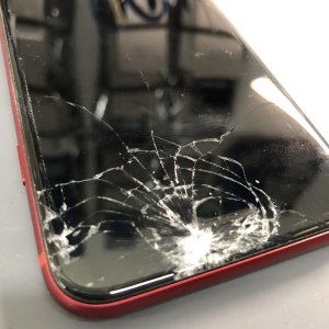 iPhoneSE2　落下破損　液晶交換