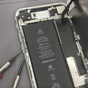 iPhone7 バッテリー交換