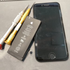 iPhoneSE2 バッテリー交換修理 即日