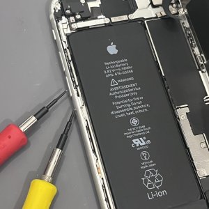 iPhone8 バッテリー交換