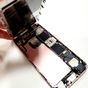 iPhone6S バッテリー交換