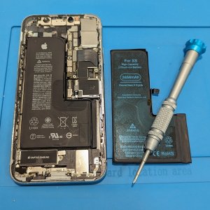 iPhoneXS バッテリー交換修理