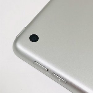 iPad第9世代 アウトカメラ交換修理