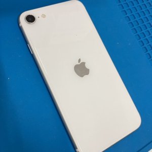 iPhoneSE2 液晶交換修理