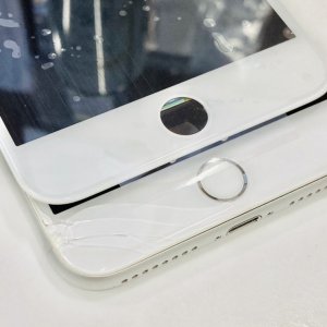 iPhone8Plus 液晶交換