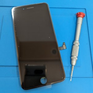 iPhone8Plus 液晶交換