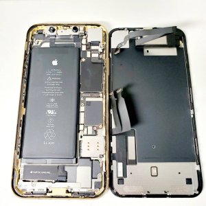 iPhone XR バッテリー交換
