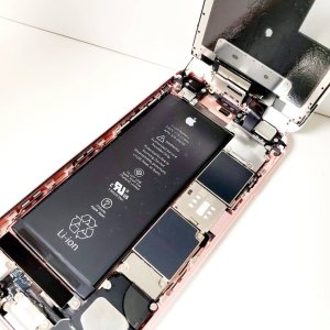 iPhone6S バッテリー交換