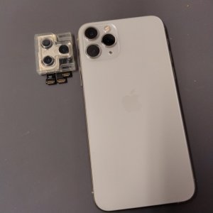 iPhone11Pro　アウトカメラ交換