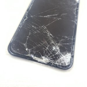 iPhone11 液晶交換