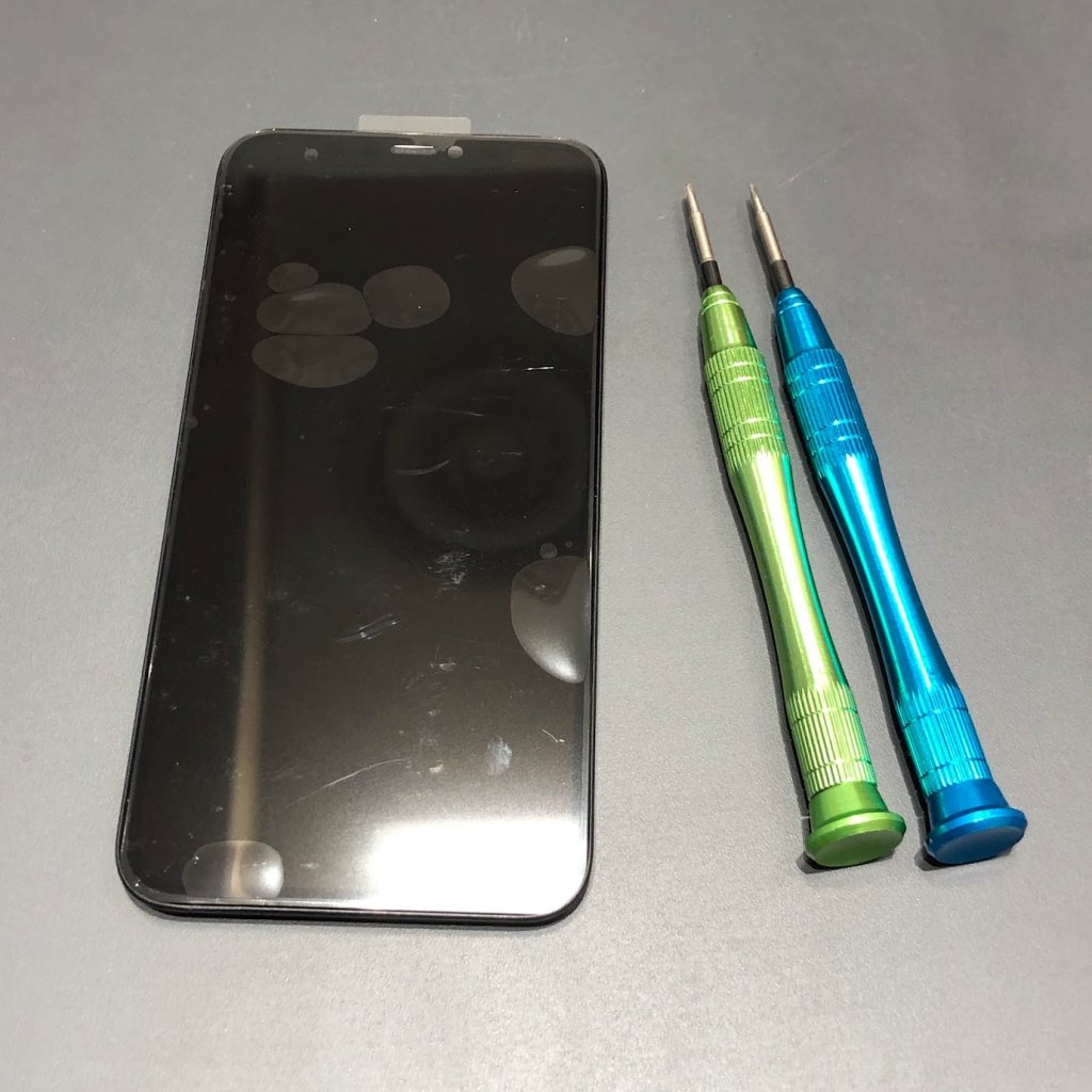 iPhone11Pro フロントパネル交換