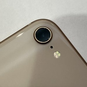 iPhoneSE2 アウトカメラ レンズ修理