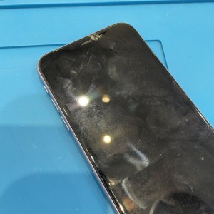 iPhone11 液晶パネル交換