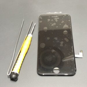 iPhoneSE2 フロントパネル交換