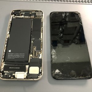 iPhoneSE2 蓄電能力劣化 バッテリー交換