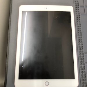 iPad6 デジタイザー交換