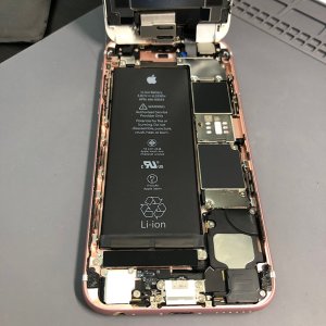 iPhone6s 充電不可 バッテリー交換