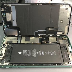 iPhone11 バッテリー交換