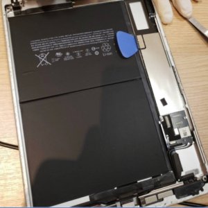 iPad6デジタイザー交換修理
