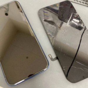 iPhone12 パネル交換 強化ガラス永久保証