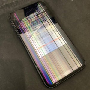 iPhone11 落下タッチ不良 液晶交換