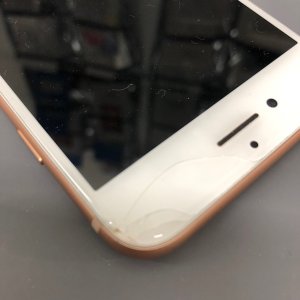 iPhone8パネル交換