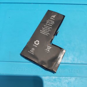 iPhoneXS バッテリー交換