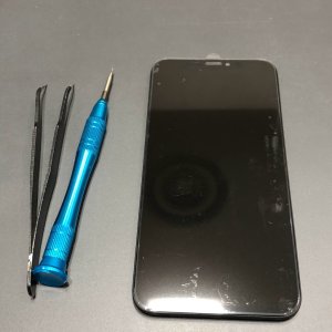 iPhoneXS フロントパネル交換