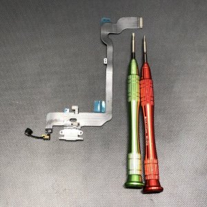 iPhoneXS ライトニング交換