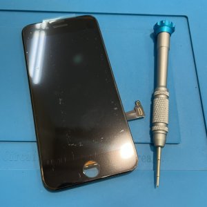 iPhoneSE2 液晶交換修理