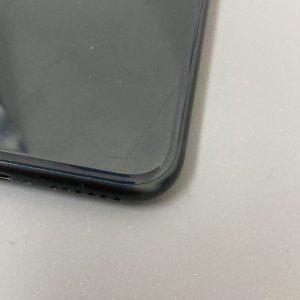 iPhoneSE3 背面ガラス修理