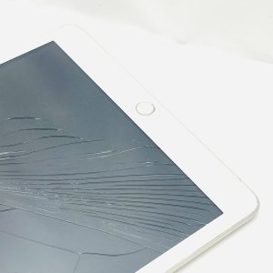 iPad7 フロントパネル交換修理