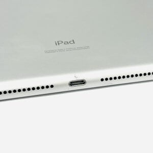 iPad 第7世代 ライトニングコネクター交換修理