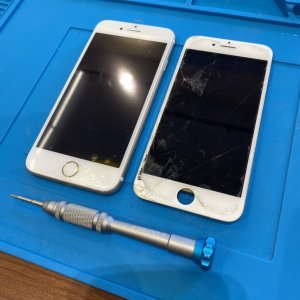 iPhone8 フロントパネル交換