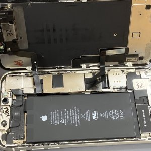 iPhone11 バッテリー交換