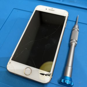 iPhone8 液晶交換