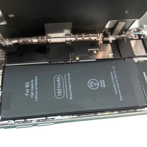 iPhone8 バッテリー交換