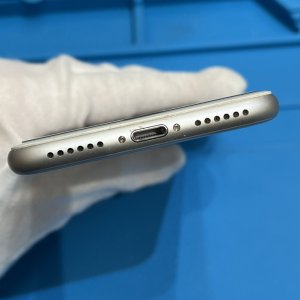 iPhone8 ライトニング修理
