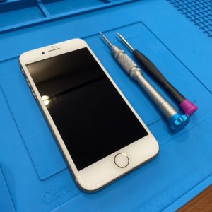 iPhone8 液晶交換