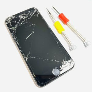 iPhoneSE2 フロントパネル交換