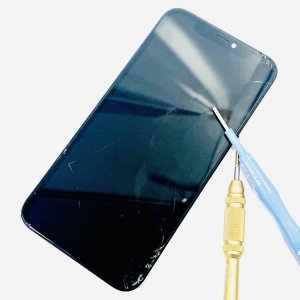 iPhone11 液晶画面交換修理