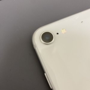 iPhone8 アウトカメラ修理